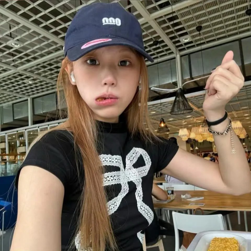 招魂 海报