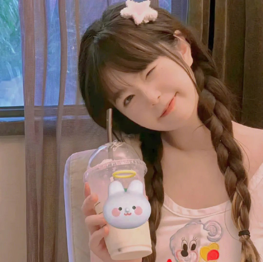 这个美术部有问题！